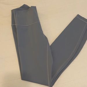 Lululemon wonder under leggings in baby blue